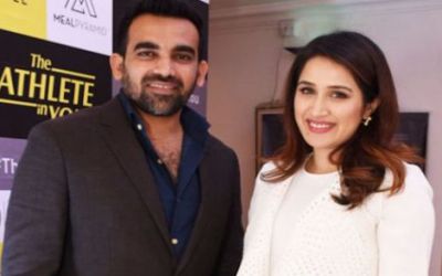 Zaheer Khan Got Engaged to Sagarika Ghatge Zaheer Khan Got Engaged to Sagarika Ghatge