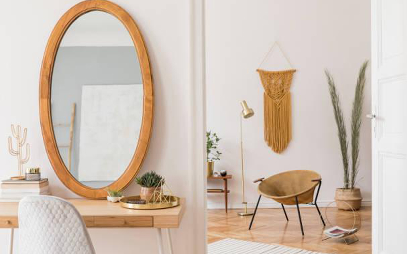 Know the right Dressing Table Vastu Direction for prosperity You and I