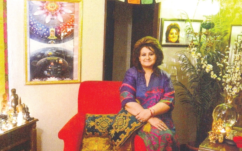 Previously an interior designer, it was Poonam Sethi’s discovery of feng shui and Vaastu that led her into the practice of healing.